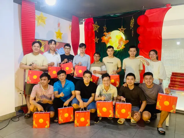 HDWEBSOFT Mid-Autumn Festival 2025